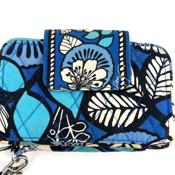 Vera Bradley All In One Wristlet Wallet Blue Floral Pattern Card Holder - Picture 2 of 8
